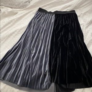 Pleated black and silver velvet long skirt